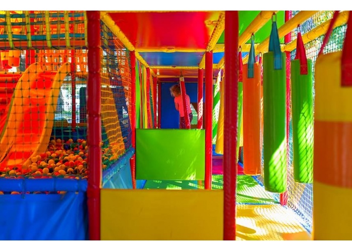Vente_aire_jeu_interieur